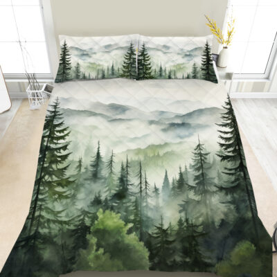 Decorative Bedding, Quilts, Wall Hangings and Headboards